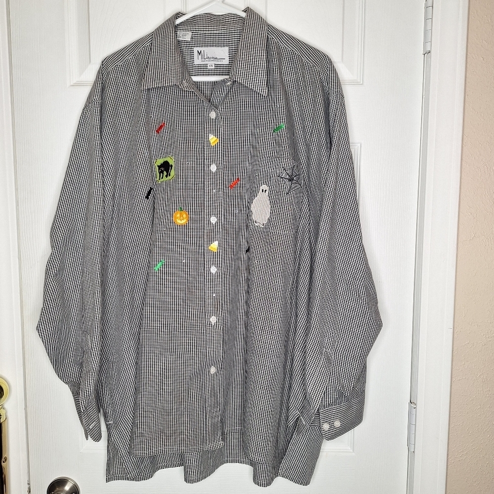 Mili designs Halloween Shirt Size 1X